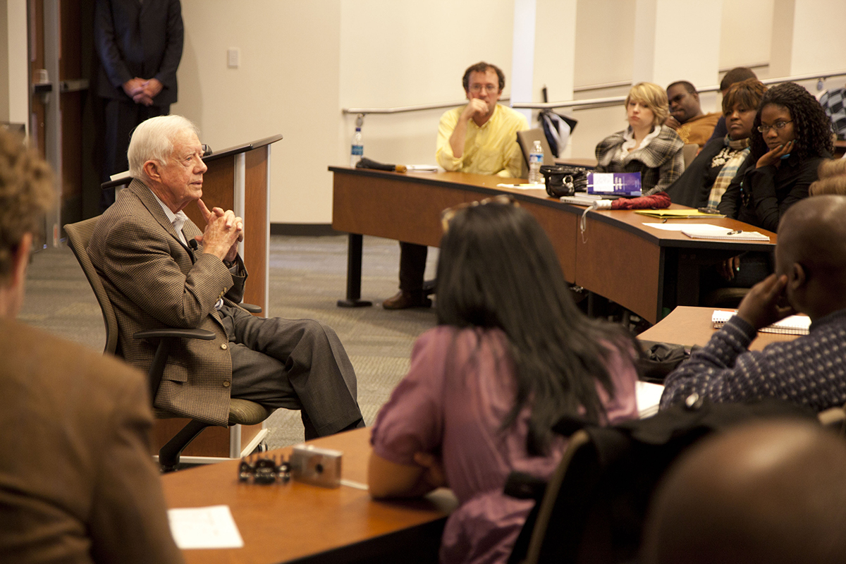 President Carter speaks to an Emory class